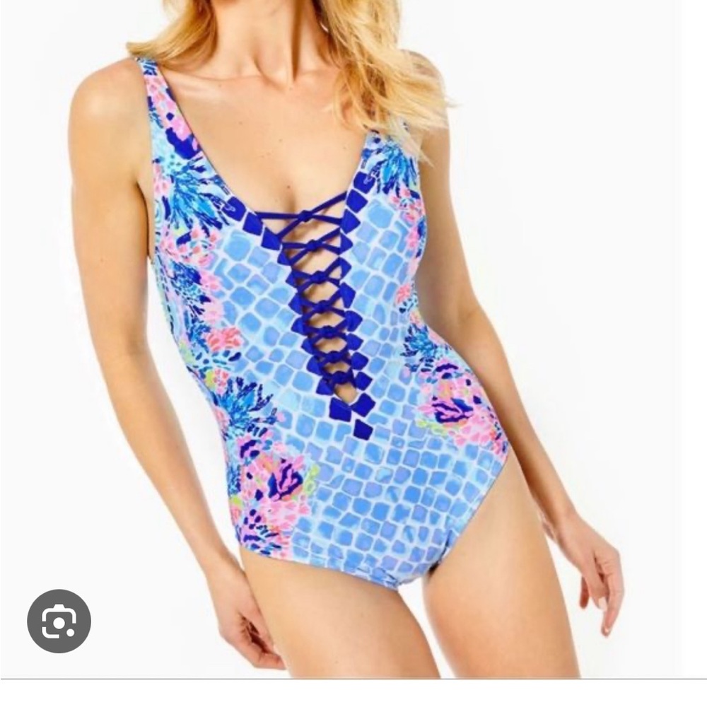 EUC Lilly Pulitzer Isle Lattice One Piece-Multi Treasured Engineered - Size 4